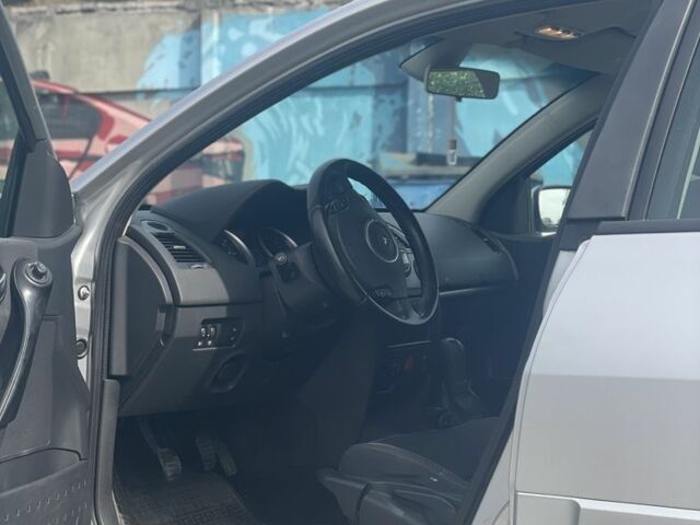 Сірий Рено Меган, об'ємом двигуна 1.6 л та пробігом 280 тис. км за 3600 $, фото 7 на Automoto.ua