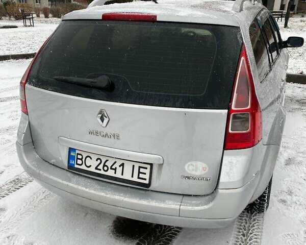 Серый Рено Меган, объемом двигателя 1.46 л и пробегом 230 тыс. км за 4700 $, фото 7 на Automoto.ua