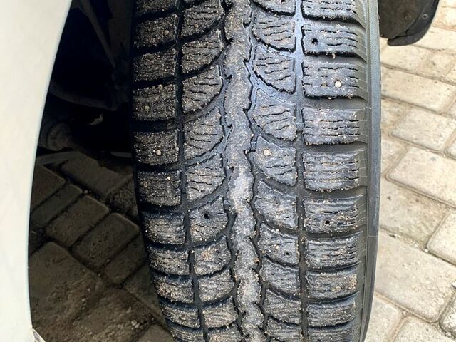 Серый Рено Меган, объемом двигателя 1.6 л и пробегом 297 тыс. км за 5350 $, фото 6 на Automoto.ua