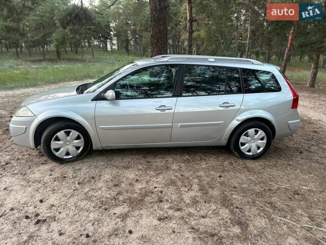 Сірий Рено Меган, об'ємом двигуна 2 л та пробігом 248 тис. км за 4850 $, фото 2 на Automoto.ua