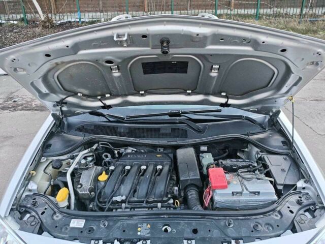 Сірий Рено Меган, об'ємом двигуна 1.6 л та пробігом 242 тис. км за 5200 $, фото 6 на Automoto.ua