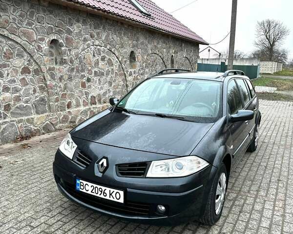 Сірий Рено Меган, об'ємом двигуна 1.5 л та пробігом 313 тис. км за 4750 $, фото 1 на Automoto.ua