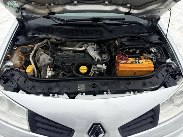 Сірий Рено Меган, об'ємом двигуна 1.9 л та пробігом 231 тис. км за 4600 $, фото 17 на Automoto.ua