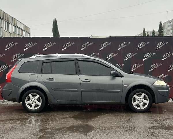 Серый Рено Меган, объемом двигателя 1.6 л и пробегом 248 тыс. км за 5500 $, фото 3 на Automoto.ua