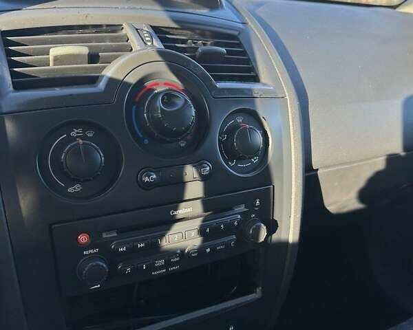 Сірий Рено Меган, об'ємом двигуна 1.87 л та пробігом 349 тис. км за 4400 $, фото 7 на Automoto.ua