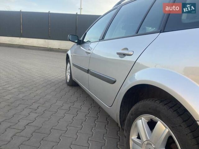 Сірий Рено Меган, об'ємом двигуна 1.6 л та пробігом 201 тис. км за 4780 $, фото 10 на Automoto.ua