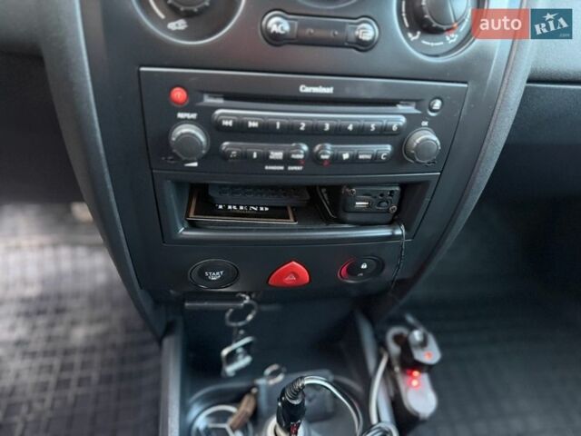 Сірий Рено Меган, об'ємом двигуна 1.5 л та пробігом 330 тис. км за 4499 $, фото 20 на Automoto.ua