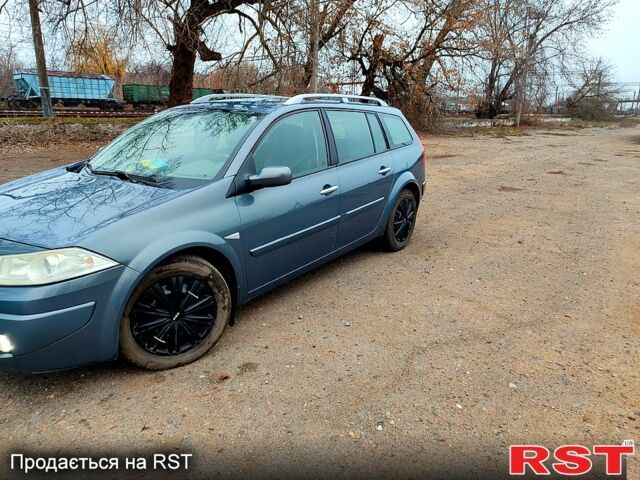 Серый Рено Меган, объемом двигателя 1.5 л и пробегом 0 тыс. км за 5000 $, фото 2 на Automoto.ua