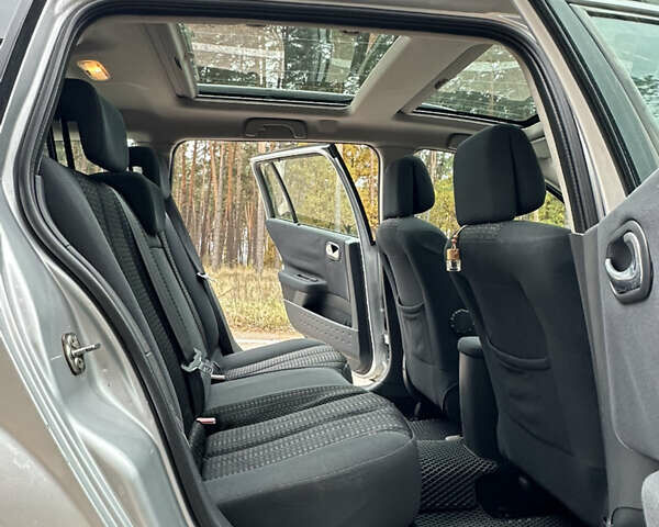 Сірий Рено Меган, об'ємом двигуна 2 л та пробігом 262 тис. км за 5650 $, фото 19 на Automoto.ua