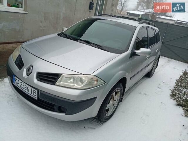 Сірий Рено Меган, об'ємом двигуна 1.5 л та пробігом 211 тис. км за 5499 $, фото 1 на Automoto.ua