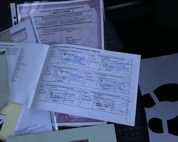 Серый Рено Меган, объемом двигателя 2 л и пробегом 162 тыс. км за 6299 $, фото 141 на Automoto.ua