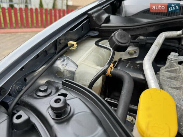 Сірий Рено Меган, об'ємом двигуна 1.6 л та пробігом 106 тис. км за 5999 $, фото 73 на Automoto.ua