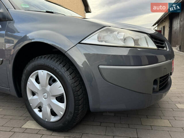 Сірий Рено Меган, об'ємом двигуна 1.6 л та пробігом 106 тис. км за 5999 $, фото 22 на Automoto.ua