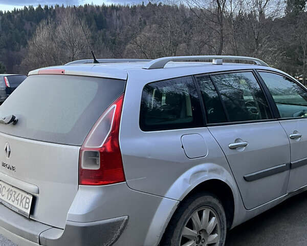 Серый Рено Меган, объемом двигателя 1.87 л и пробегом 375 тыс. км за 3100 $, фото 6 на Automoto.ua