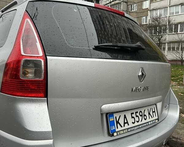 Сірий Рено Меган, об'ємом двигуна 1.6 л та пробігом 174 тис. км за 6000 $, фото 9 на Automoto.ua
