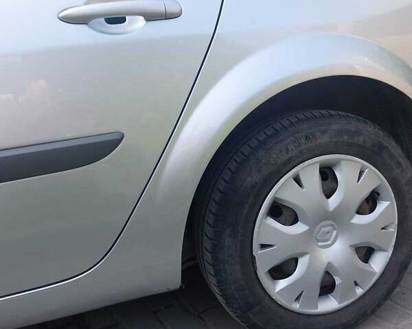 Сірий Рено Меган, об'ємом двигуна 1.6 л та пробігом 190 тис. км за 4800 $, фото 8 на Automoto.ua