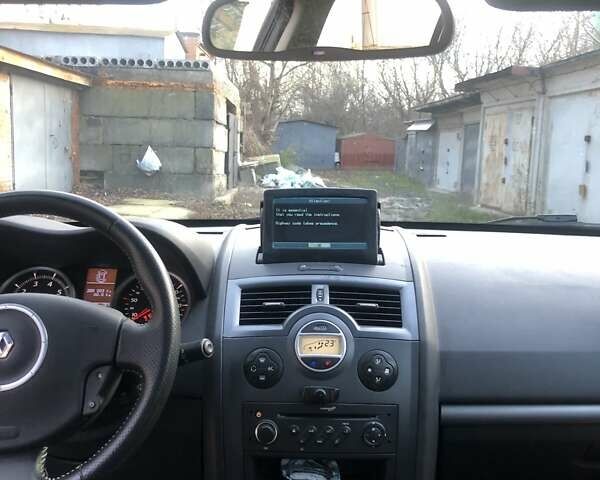 Серый Рено Меган, объемом двигателя 2 л и пробегом 205 тыс. км за 6500 $, фото 17 на Automoto.ua