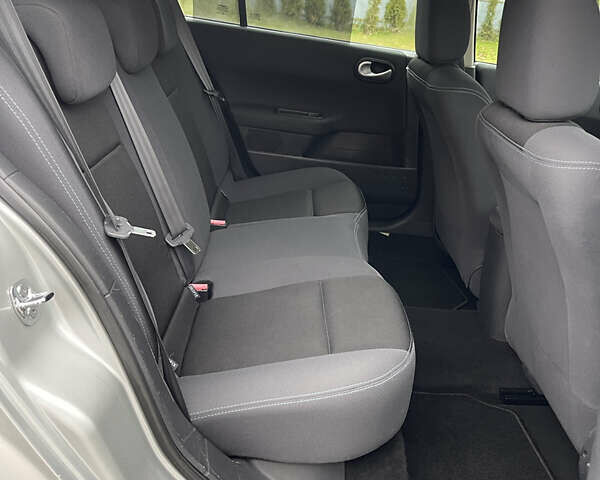 Сірий Рено Меган, об'ємом двигуна 1.6 л та пробігом 171 тис. км за 5999 $, фото 28 на Automoto.ua