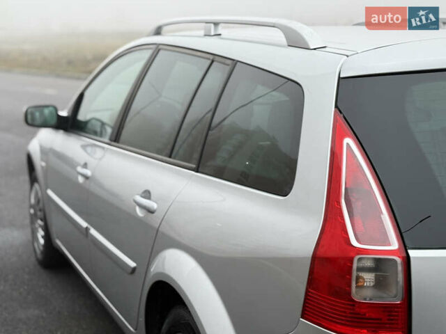 Серый Рено Меган, объемом двигателя 1.6 л и пробегом 213 тыс. км за 5100 $, фото 14 на Automoto.ua