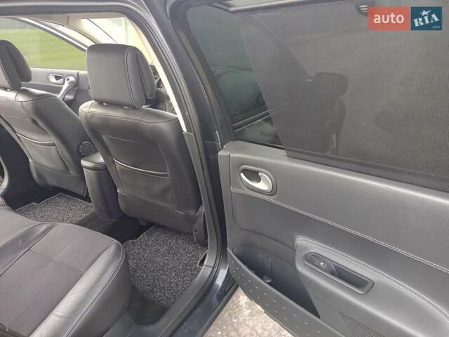 Серый Рено Меган, объемом двигателя 1.5 л и пробегом 205 тыс. км за 5950 $, фото 28 на Automoto.ua