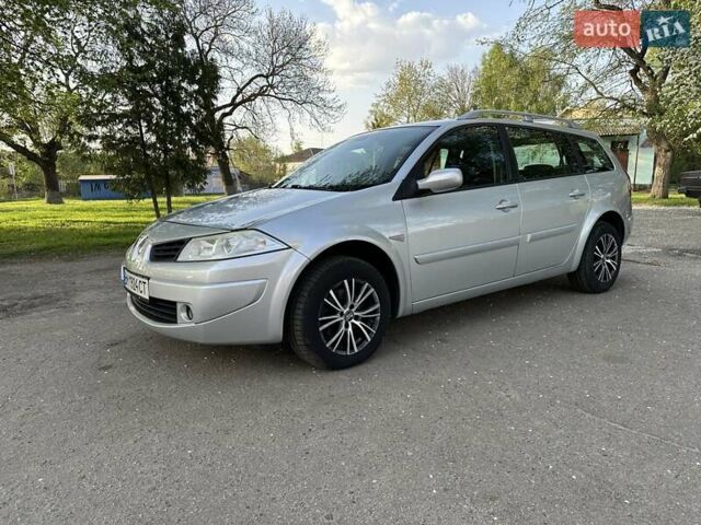 Сірий Рено Меган, об'ємом двигуна 1.6 л та пробігом 200 тис. км за 6300 $, фото 3 на Automoto.ua