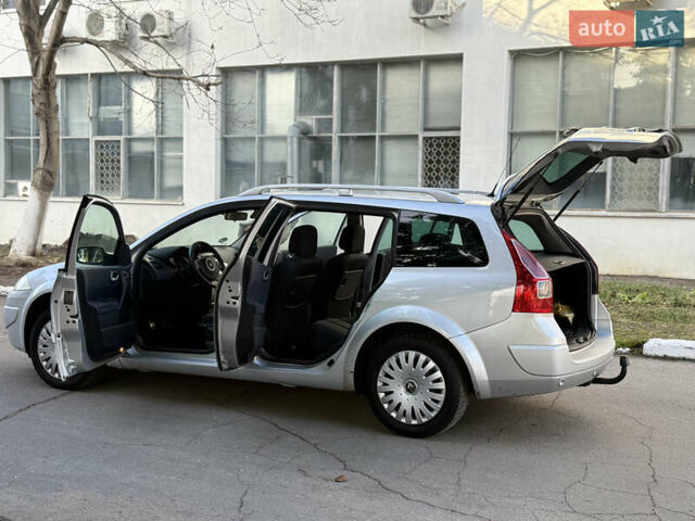 Серый Рено Меган, объемом двигателя 1.6 л и пробегом 213 тыс. км за 5650 $, фото 29 на Automoto.ua