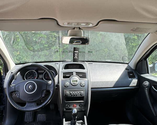 Сірий Рено Меган, об'ємом двигуна 0 л та пробігом 268 тис. км за 5200 $, фото 17 на Automoto.ua