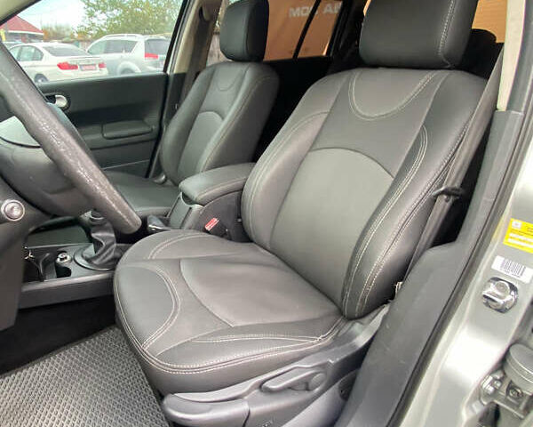 Серый Рено Меган, объемом двигателя 1.6 л и пробегом 250 тыс. км за 5500 $, фото 20 на Automoto.ua