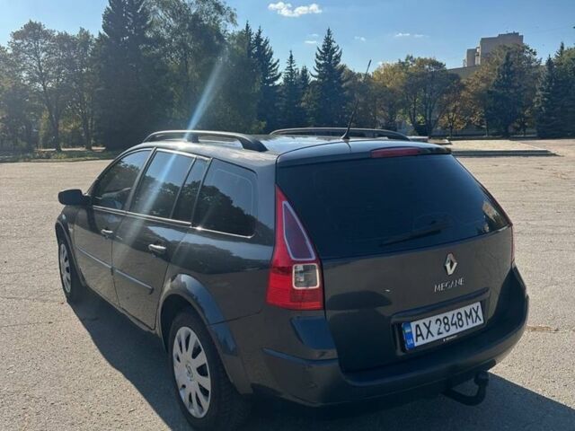 Серый Рено Меган, объемом двигателя 1.6 л и пробегом 240 тыс. км за 4500 $, фото 1 на Automoto.ua