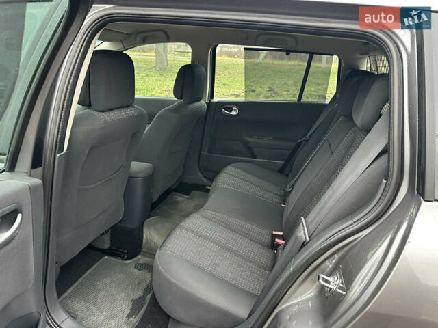 Сірий Рено Меган, об'ємом двигуна 1.6 л та пробігом 187 тис. км за 5600 $, фото 10 на Automoto.ua