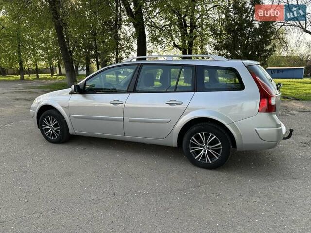 Сірий Рено Меган, об'ємом двигуна 1.6 л та пробігом 200 тис. км за 6300 $, фото 12 на Automoto.ua