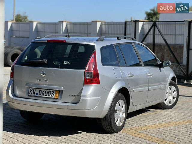 Сірий Рено Меган, об'ємом двигуна 1.5 л та пробігом 234 тис. км за 5100 $, фото 9 на Automoto.ua