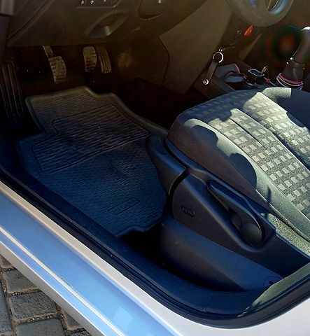 Серый Рено Меган, объемом двигателя 1.6 л и пробегом 168 тыс. км за 5500 $, фото 10 на Automoto.ua