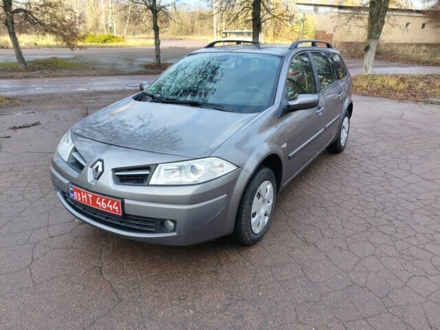 Серый Рено Меган, объемом двигателя 1.6 л и пробегом 185 тыс. км за 5600 $, фото 1 на Automoto.ua