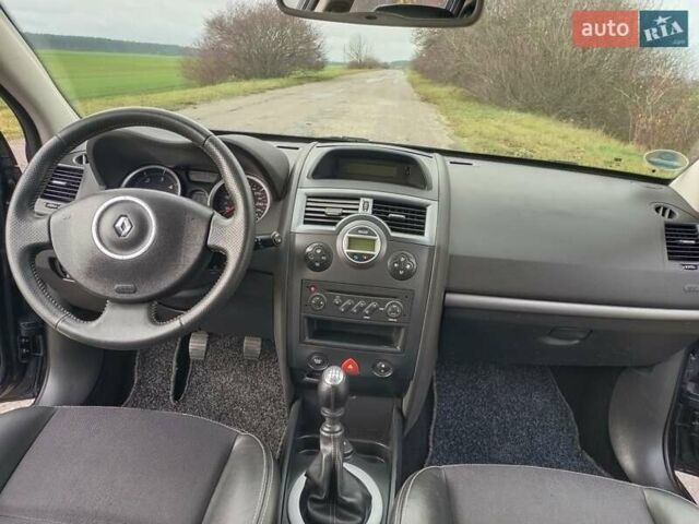 Серый Рено Меган, объемом двигателя 1.5 л и пробегом 205 тыс. км за 5950 $, фото 32 на Automoto.ua