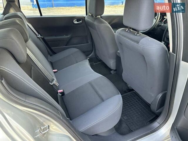 Сірий Рено Меган, об'ємом двигуна 1.6 л та пробігом 200 тис. км за 6300 $, фото 19 на Automoto.ua