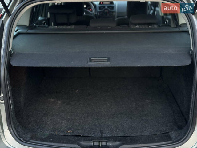 Сірий Рено Меган, об'ємом двигуна 1.6 л та пробігом 240 тис. км за 4950 $, фото 27 на Automoto.ua