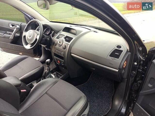 Серый Рено Меган, объемом двигателя 1.5 л и пробегом 205 тыс. км за 5950 $, фото 30 на Automoto.ua