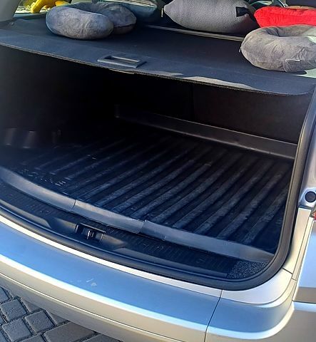 Серый Рено Меган, объемом двигателя 1.6 л и пробегом 168 тыс. км за 5500 $, фото 8 на Automoto.ua