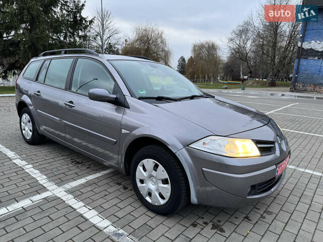 Сірий Рено Меган, об'ємом двигуна 1.6 л та пробігом 184 тис. км за 4799 $, фото 8 на Automoto.ua
