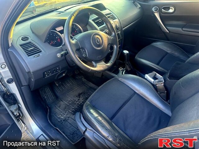 Сірий Рено Меган, об'ємом двигуна 1.6 л та пробігом 269 тис. км за 4999 $, фото 9 на Automoto.ua
