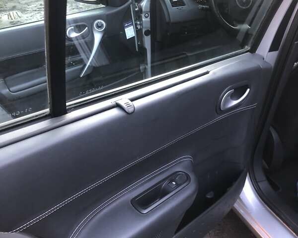 Серый Рено Меган, объемом двигателя 2 л и пробегом 205 тыс. км за 6500 $, фото 12 на Automoto.ua