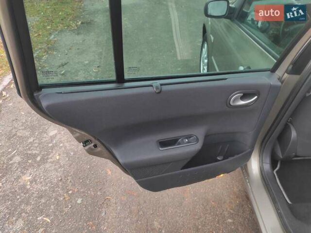 Сірий Рено Меган, об'ємом двигуна 1.6 л та пробігом 213 тис. км за 5990 $, фото 11 на Automoto.ua