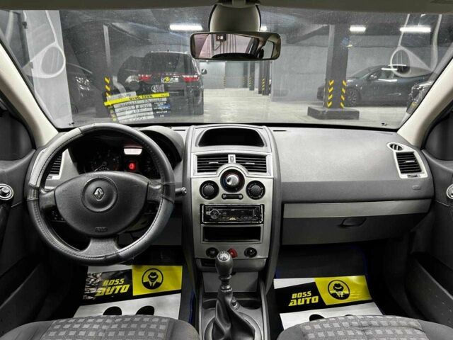 Серый Рено Меган, объемом двигателя 1.9 л и пробегом 224 тыс. км за 7000 $, фото 9 на Automoto.ua