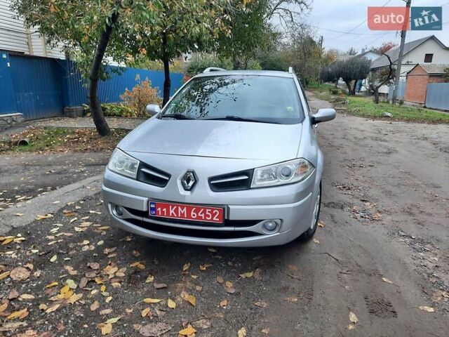 Серый Рено Меган, объемом двигателя 1.6 л и пробегом 224 тыс. км за 5850 $, фото 2 на Automoto.ua