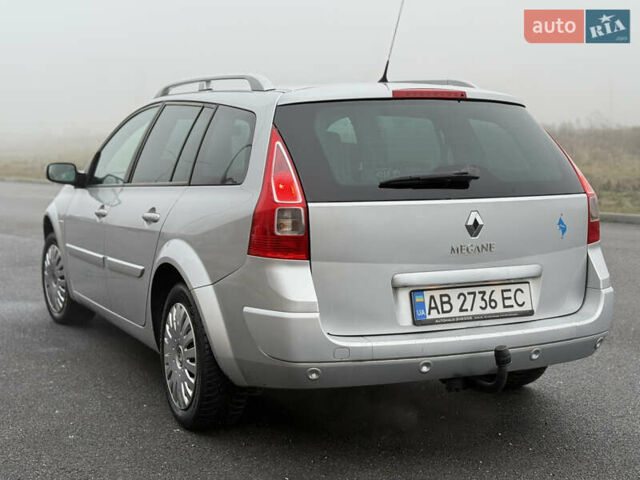 Серый Рено Меган, объемом двигателя 1.6 л и пробегом 213 тыс. км за 5100 $, фото 1 на Automoto.ua