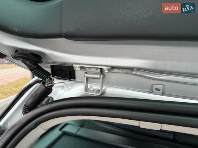 Серый Рено Меган, объемом двигателя 1.6 л и пробегом 213 тыс. км за 5100 $, фото 25 на Automoto.ua