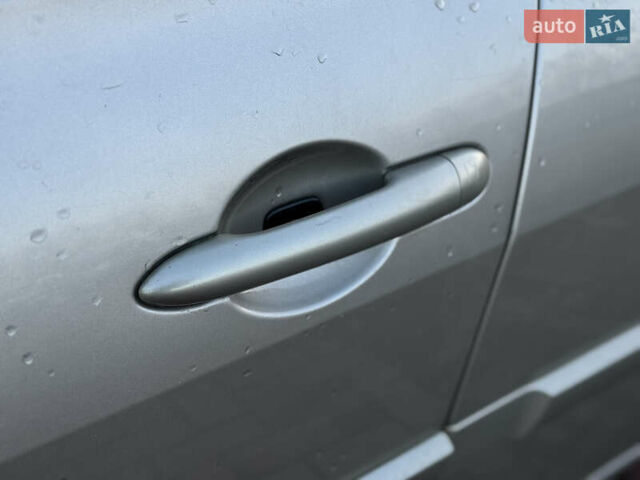 Сірий Рено Меган, об'ємом двигуна 1.6 л та пробігом 240 тис. км за 4950 $, фото 9 на Automoto.ua