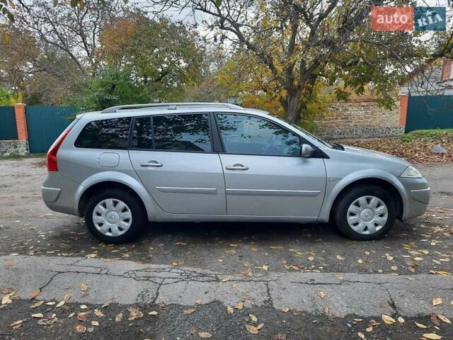 Серый Рено Меган, объемом двигателя 1.6 л и пробегом 224 тыс. км за 5850 $, фото 9 на Automoto.ua