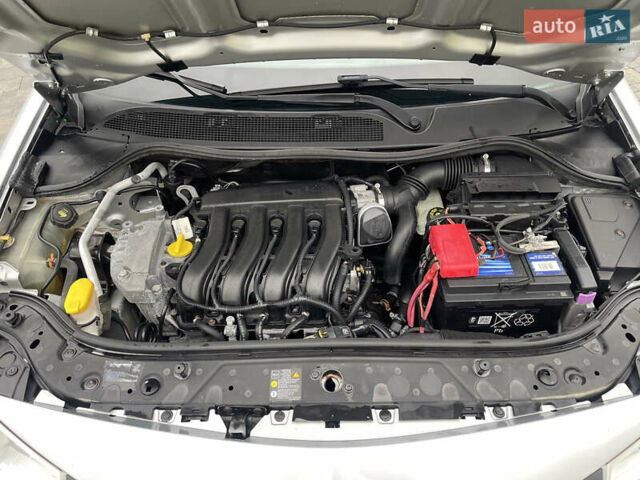 Сірий Рено Меган, об'ємом двигуна 1.6 л та пробігом 171 тис. км за 5999 $, фото 39 на Automoto.ua